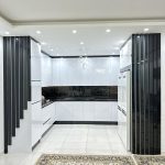 هایگلاس سفید براق و مشکی مات